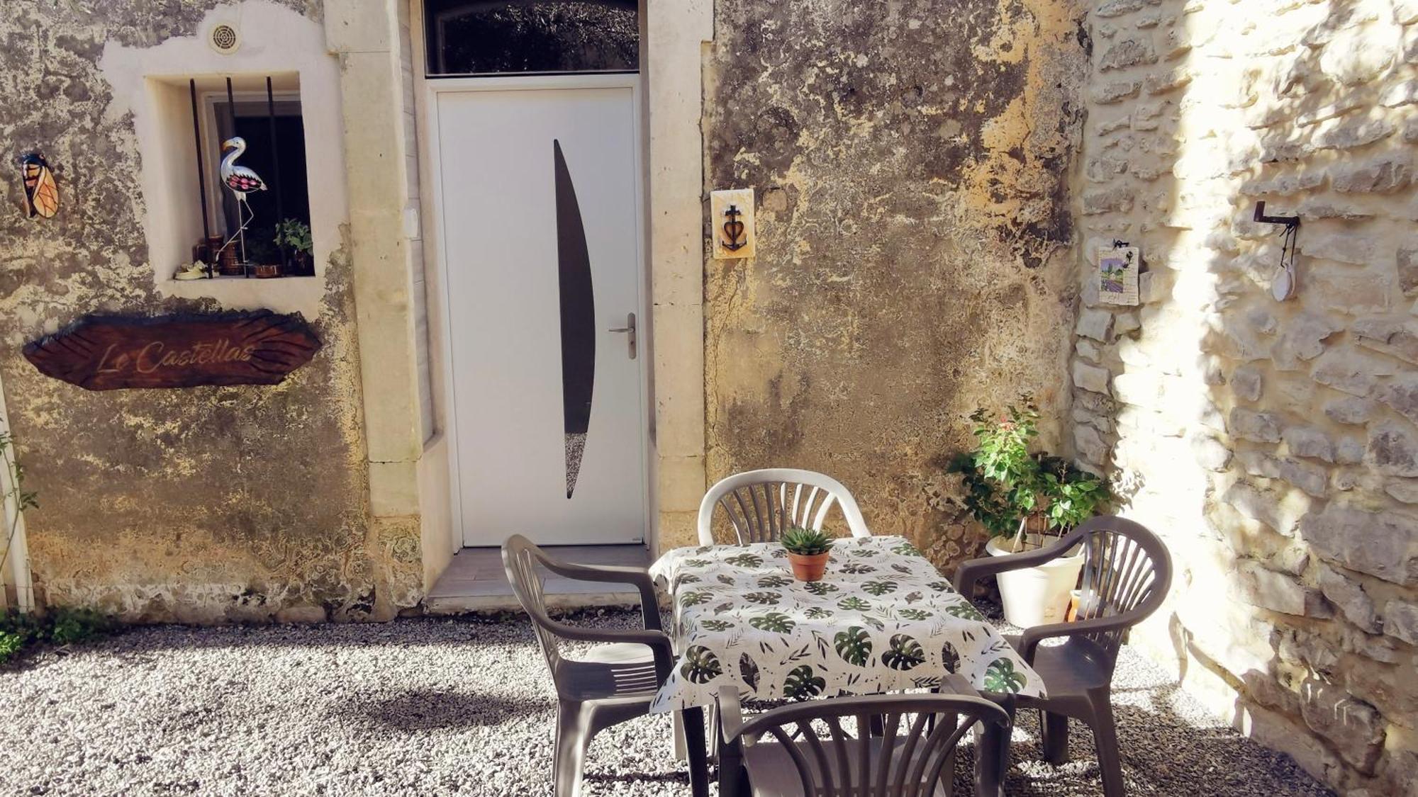 Hébergement de vacances Les Sous L' Olivier En Camargue Vauvert